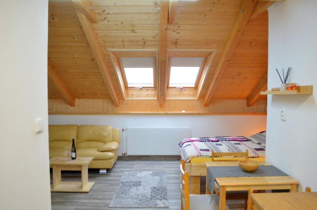 Apartmany Nova Duha Vavrinec Экстерьер фото