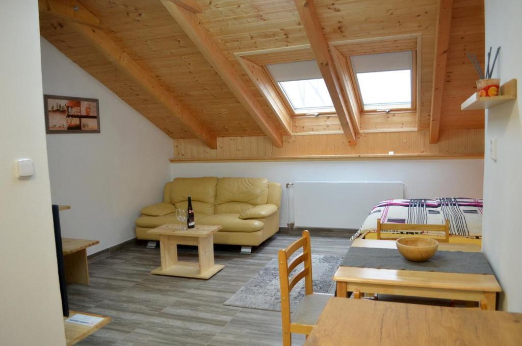 Apartmany Nova Duha Vavrinec Экстерьер фото